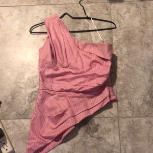 Asymmetrical pink Petersyn top!